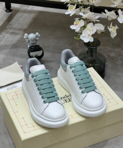 Alexander McQueen Sneaker