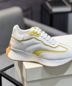 Alexander McQueen Sneaker