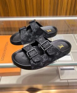 Louis Vuitton Monogram Flat Comfort Mule In Black