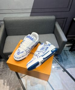 Louis Vuitton Graffiti-like Signatures & Slogans LV Trainer Sneaker In White/Blue