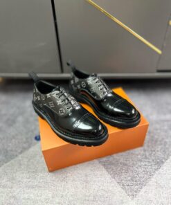 Louis Vuitton Monogram Louis Loafer In Black