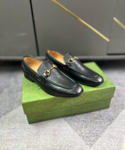 Gucci Horsebit Loafer In Black Leather
