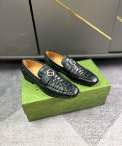 Gucci G Interlocking Loafer In Crocodile Black