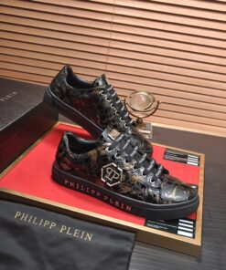 Philipp Plein Fashionable Casual Shoes