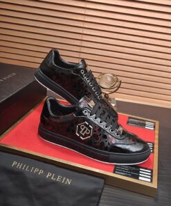 Philipp Plein Fashionable Casual Shoes