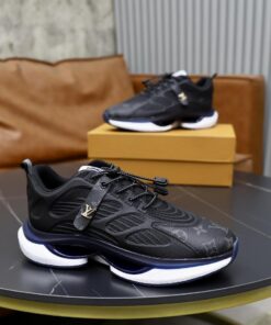 Louis Vuitton Sneaker