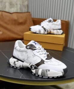 Louis Vuitton Sneaker