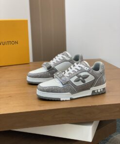Louis Vuitton Trainer Maxi Sneaker