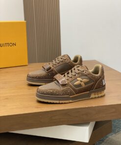 Louis Vuitton Trainer Maxi Sneaker