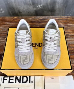 FENDI CASUAL SNEAKERS
