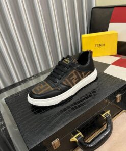 FENDI CASUAL SNEAKERS