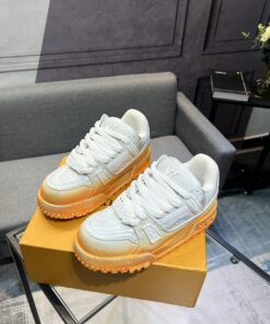 Louis Vuitton Trainer Maxi Sneaker