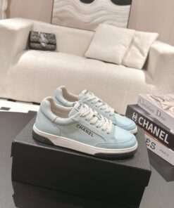 CHANEL Casual Cruise 2024/25 Sneakers