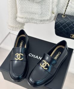 CHANEL Shiny Calfskin, Strass & Metal shoes