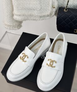 CHANEL Shiny Calfskin, Strass & Metal shoes