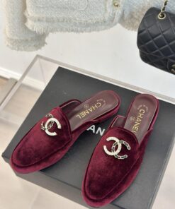 CHANEL Calfskin Suede Loafer