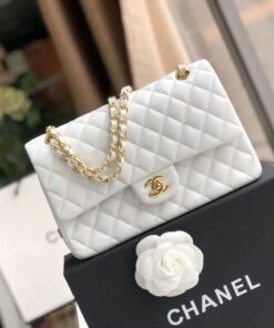 Chanel Classic Handbag Gold Toned Hardware White For Women, Women's Bags, Shoulder And Crossbody Bags 10.2in/26cm A01112