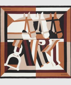 Gucci GG Printed silk carré scarf