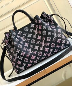Louis Vuitton Bella Bucket Bag White For Women 12.6in/32cm