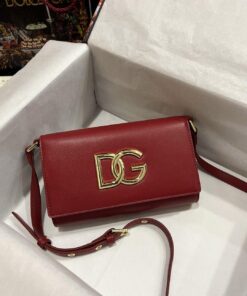 Dolce Gabbana 3.5 Clutch Burgundy For Women 8.3in/21cm DG
