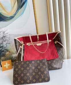 Louis Vuitton Neverfull MM Monogram Canvas Red For Women, Women's Handbags, Shoulder Bags 12.6in/31cm LV M41178