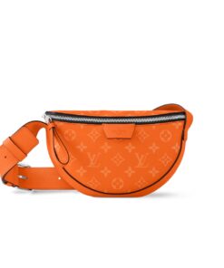Louis Vuitton Lv Moon Crossbody Bag Tangerine Orange 23Cm M31029